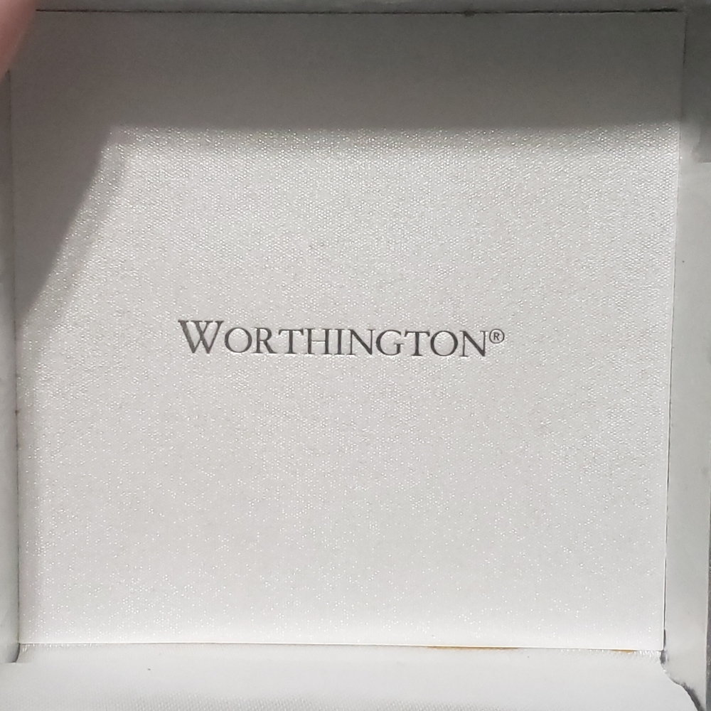 Worthington NIB Victorian Style Green Crystal Pin - Picture 4 of 10